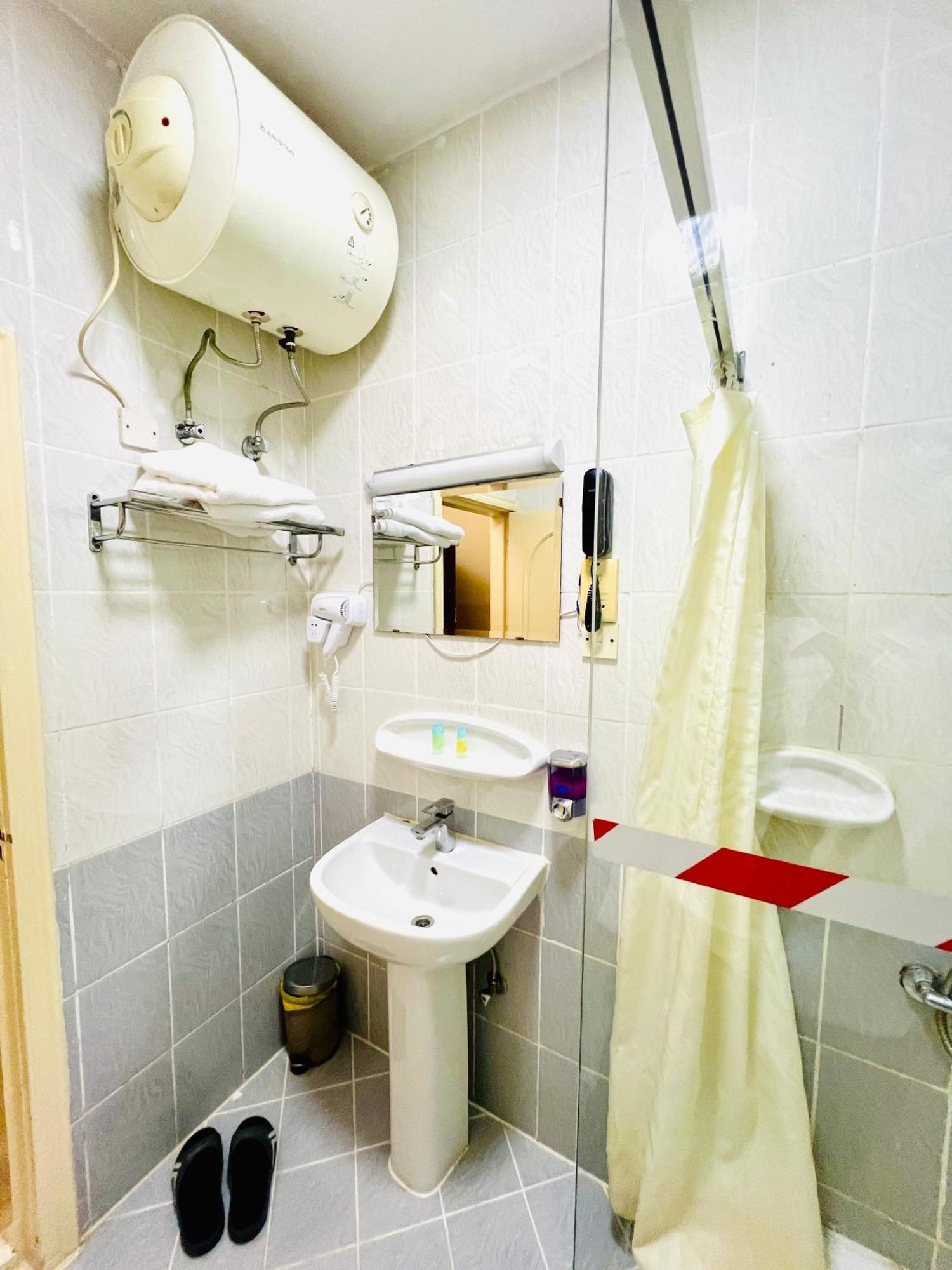 Al Ahrar Hotel Dubai Luaran gambar