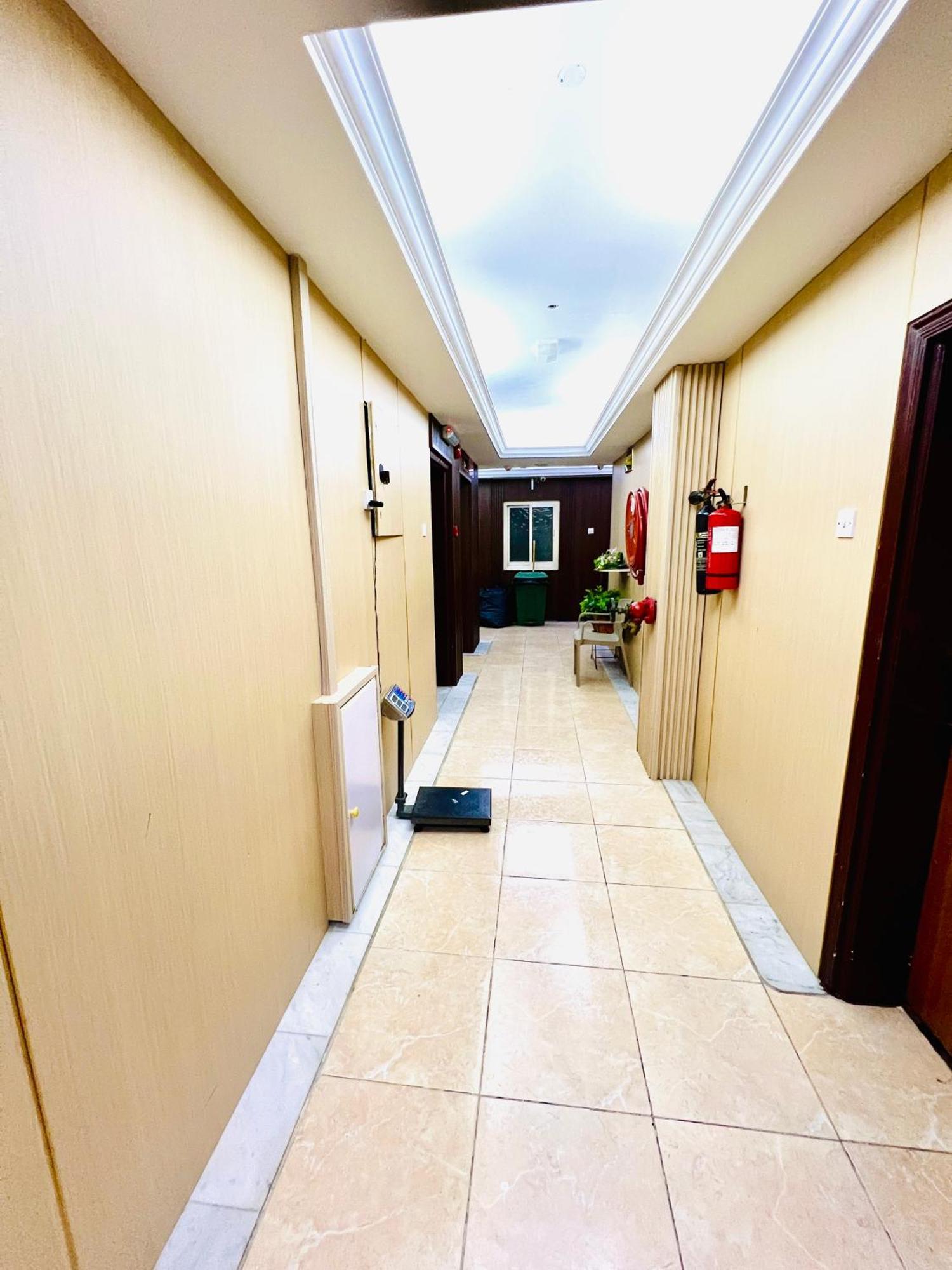 Al Ahrar Hotel Dubai Luaran gambar